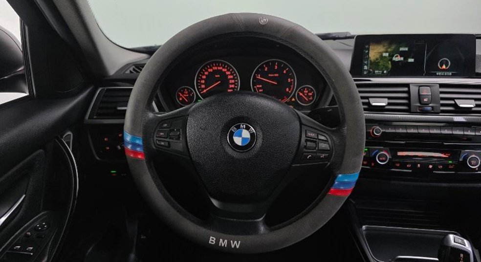 BMW 3시리즈 320d xDrive 사진 13