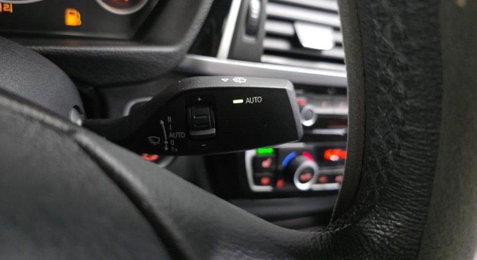 BMW 3시리즈 320d xDrive 사진 18