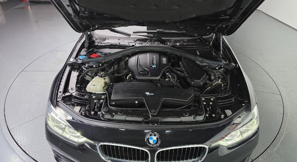 BMW 3시리즈 320d xDrive 사진 6
