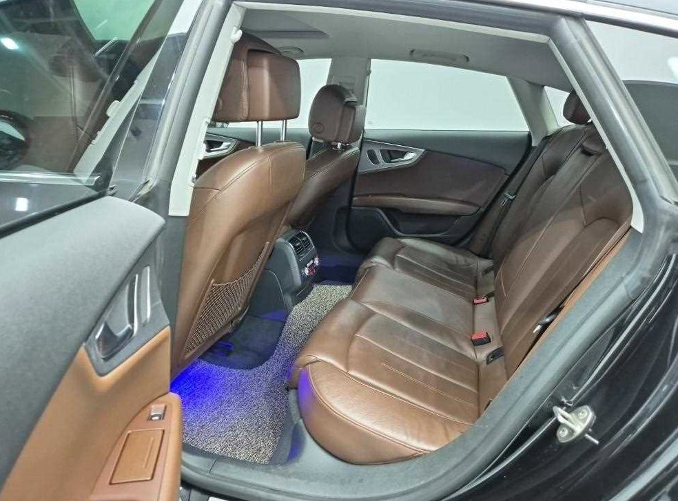 아우디 A7 3.0 TDI 콰트로 엔트리 사진 12