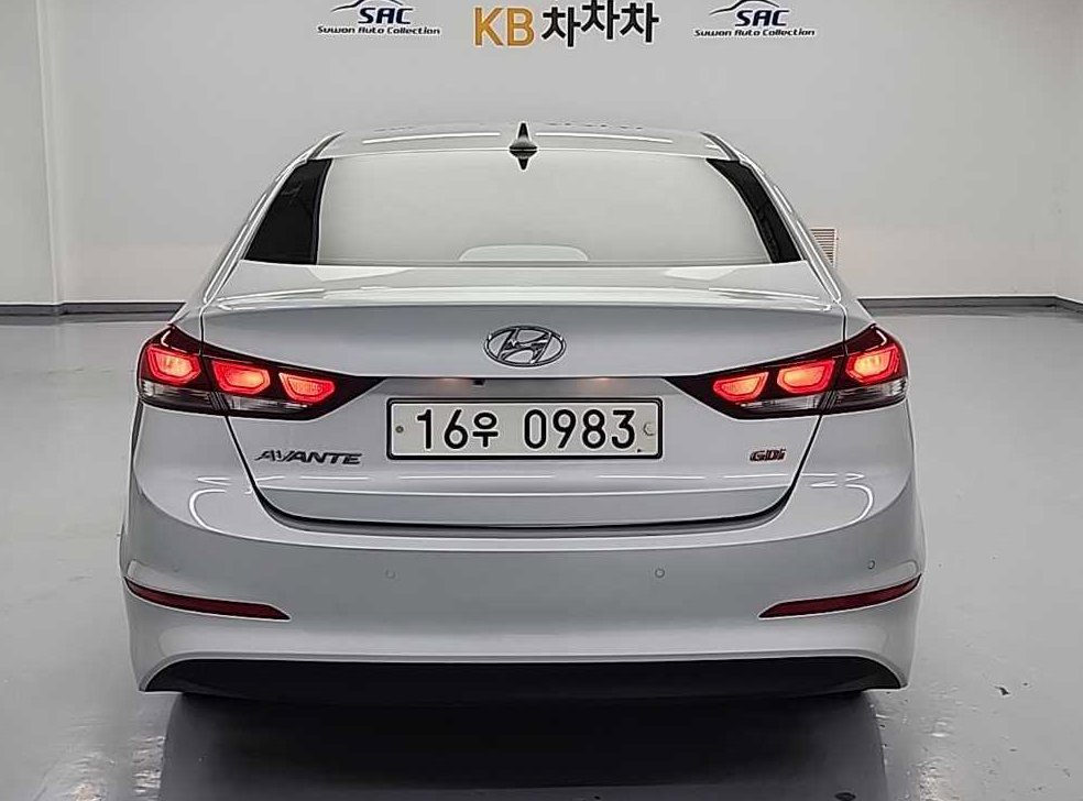 현대 아반떼 1.6 GDI 스마트 사진 3