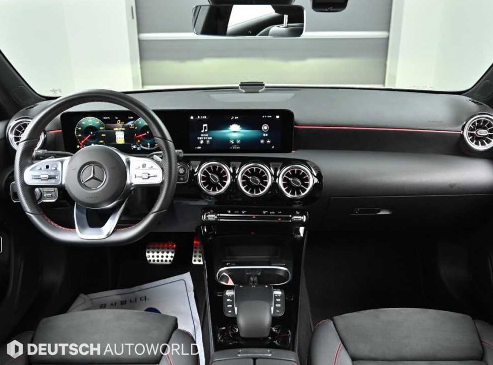 벤츠 A 클래스 A250 4MATIC 세단 사진 7