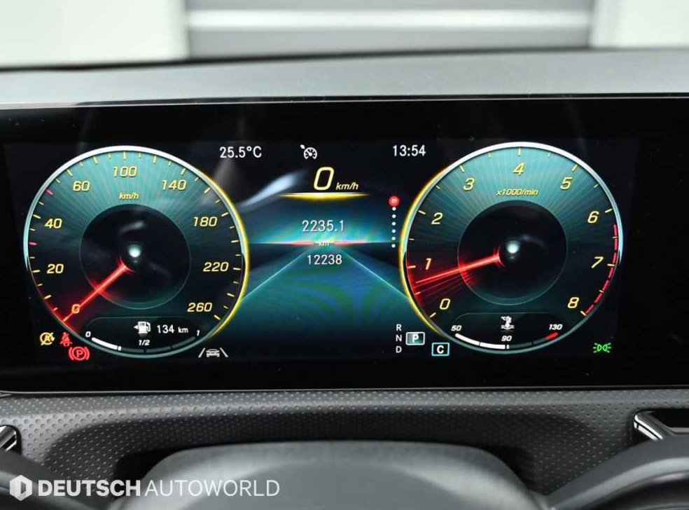 벤츠 A 클래스 A250 4MATIC 세단 사진 8