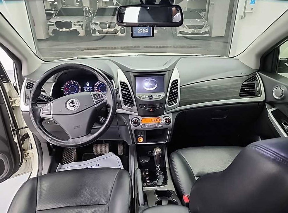 KG모빌리티(쌍용)  코란도 2WD 2.2 RX 사진 5