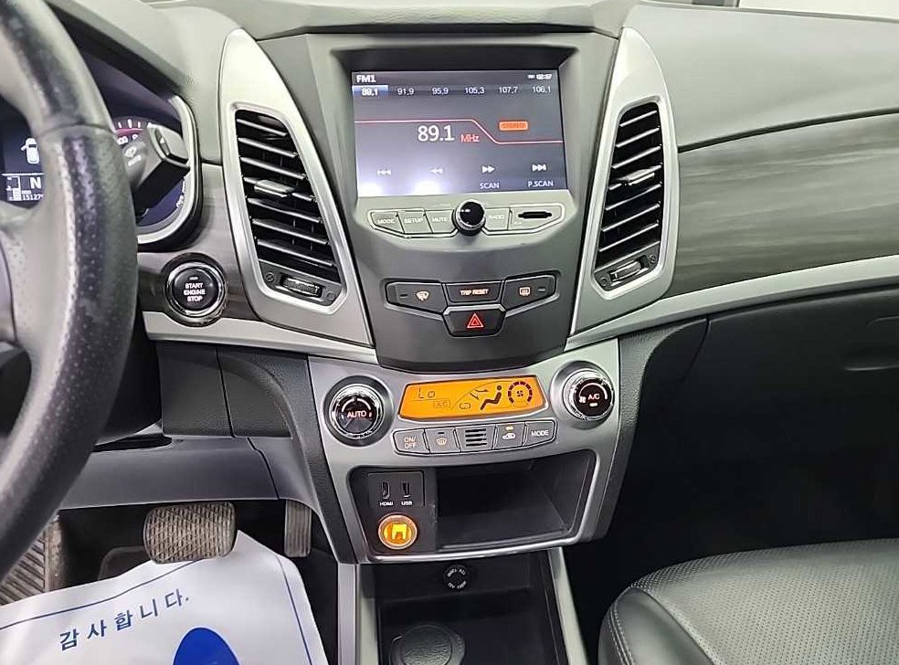 KG모빌리티(쌍용)  코란도 2WD 2.2 RX 사진 8