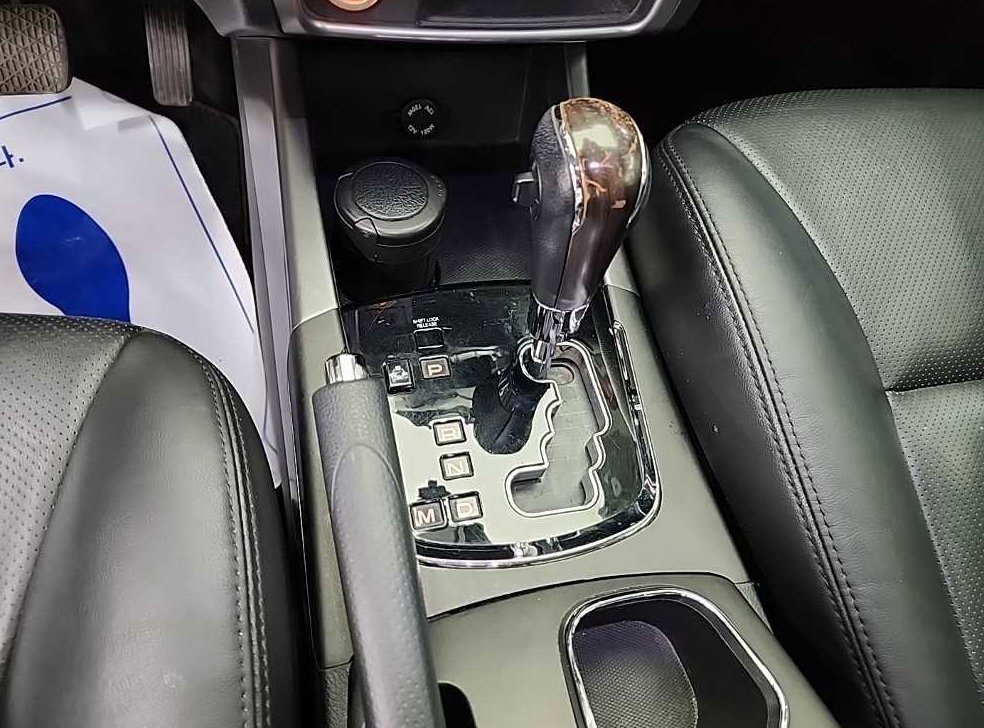 KG모빌리티(쌍용)  코란도 2WD 2.2 RX 사진 9