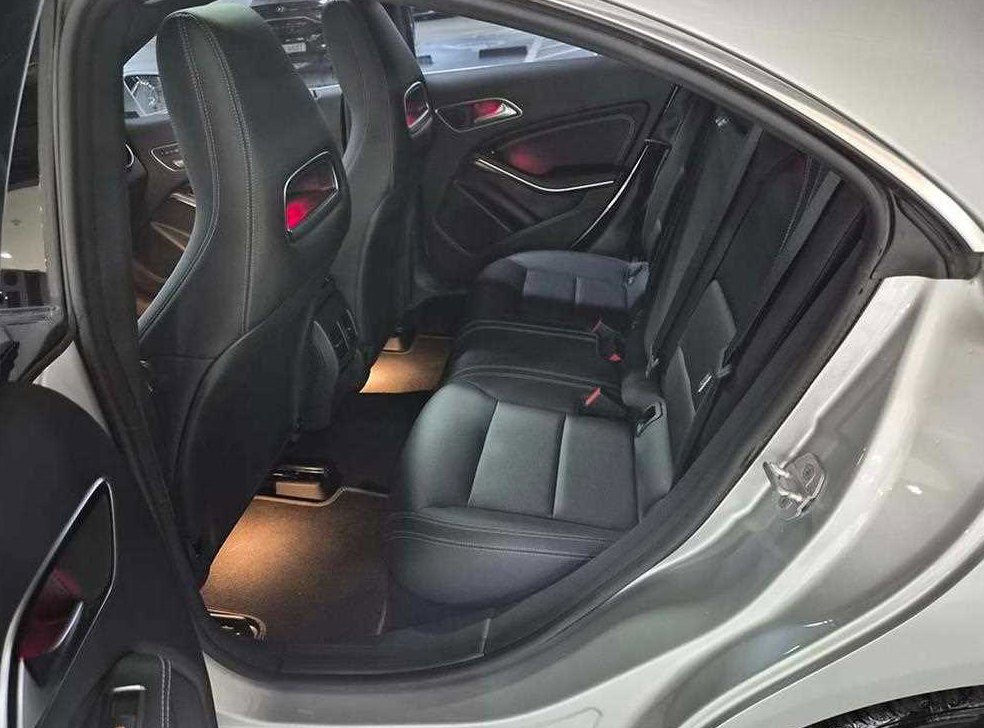 벤츠 CLA 클래스 CLA 250 4MATIC 사진 7