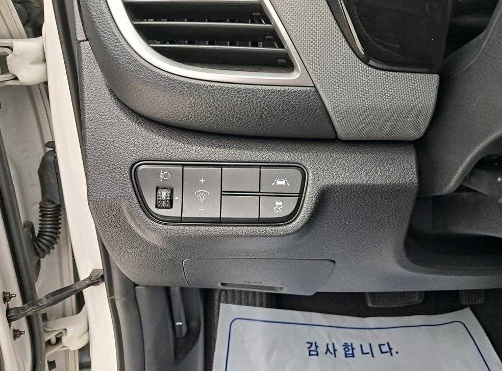 기아 셀토스 가솔린 1.6 터보 2WD 사진 13