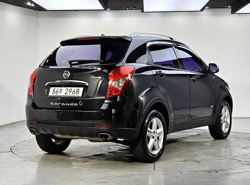 KG모빌리티(쌍용)  코란도 4WD 2.0 CVT 사진 4