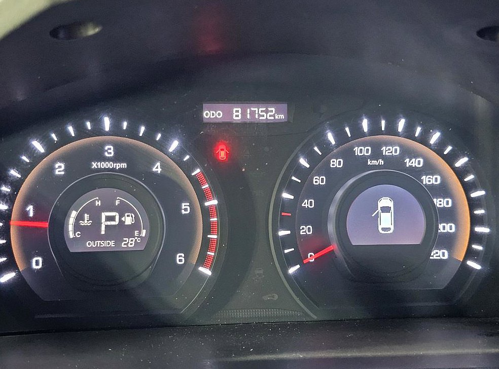 KG모빌리티(쌍용)  코란도 4WD 2.0 CVT 사진 7