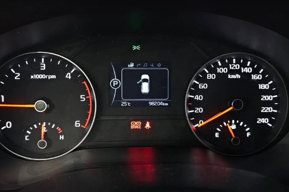 기아 스포티지 디젤 2.0 2WD 프레스티지 사진 8