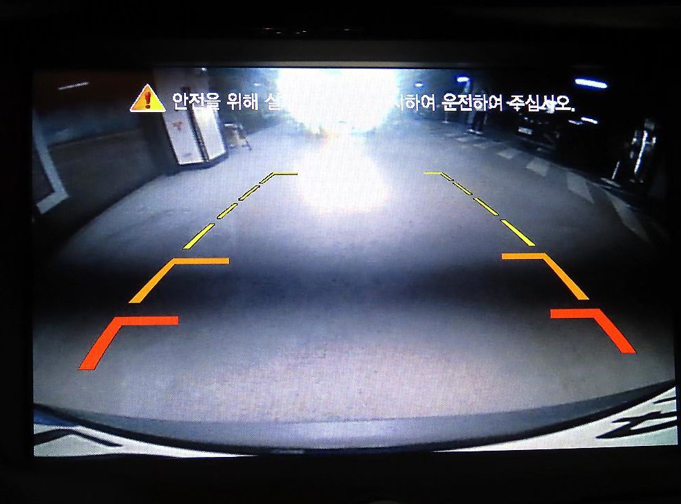 KG모빌리티(쌍용)  티볼리 2WD 디젤 VX 사진 15