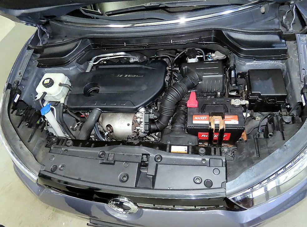 KG모빌리티(쌍용)  티볼리 2WD 디젤 VX 사진 18