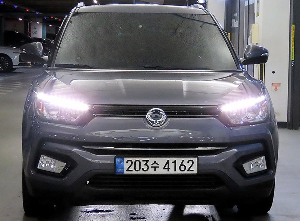 KG모빌리티(쌍용)  티볼리 2WD 디젤 VX 사진 2