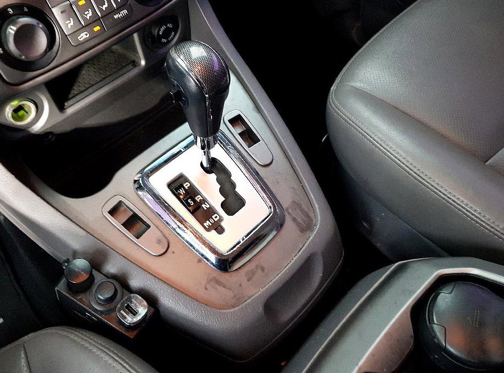 KG모빌리티(쌍용)  코란도 2WD LT 사진 17