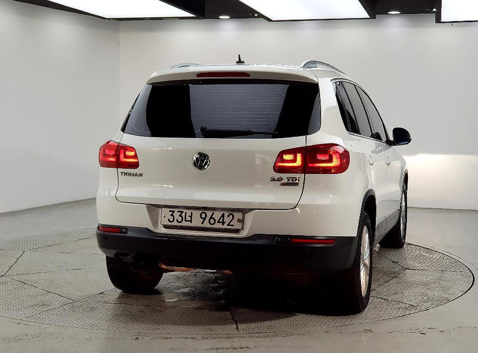 폭스바겐 티구안 2.0 TDI 컴포트 사진 3