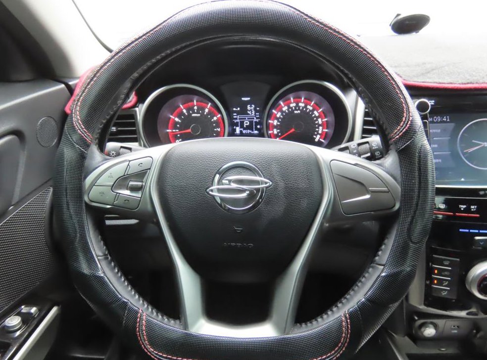 KG모빌리티(쌍용)  티볼리 가솔린 2WD 1.6 VX 사진 10