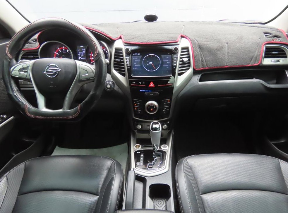KG모빌리티(쌍용)  티볼리 가솔린 2WD 1.6 VX 사진 7