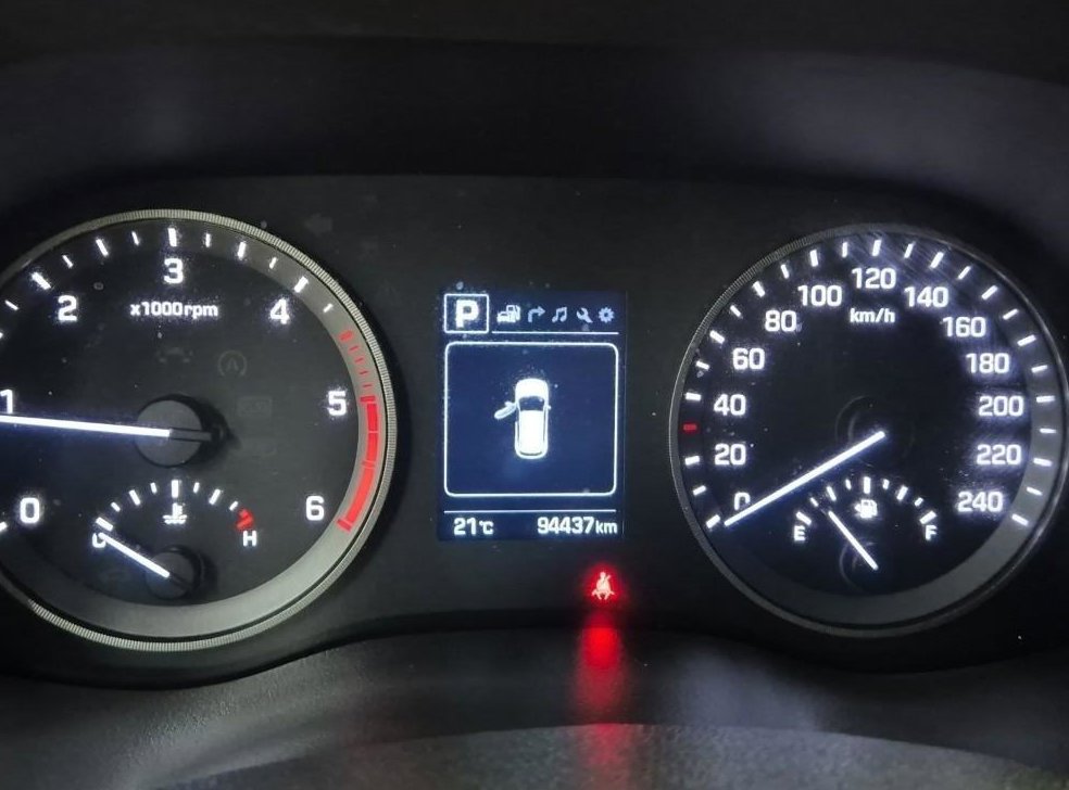 현대 투싼 디젤 1.7 2WD 사진 6