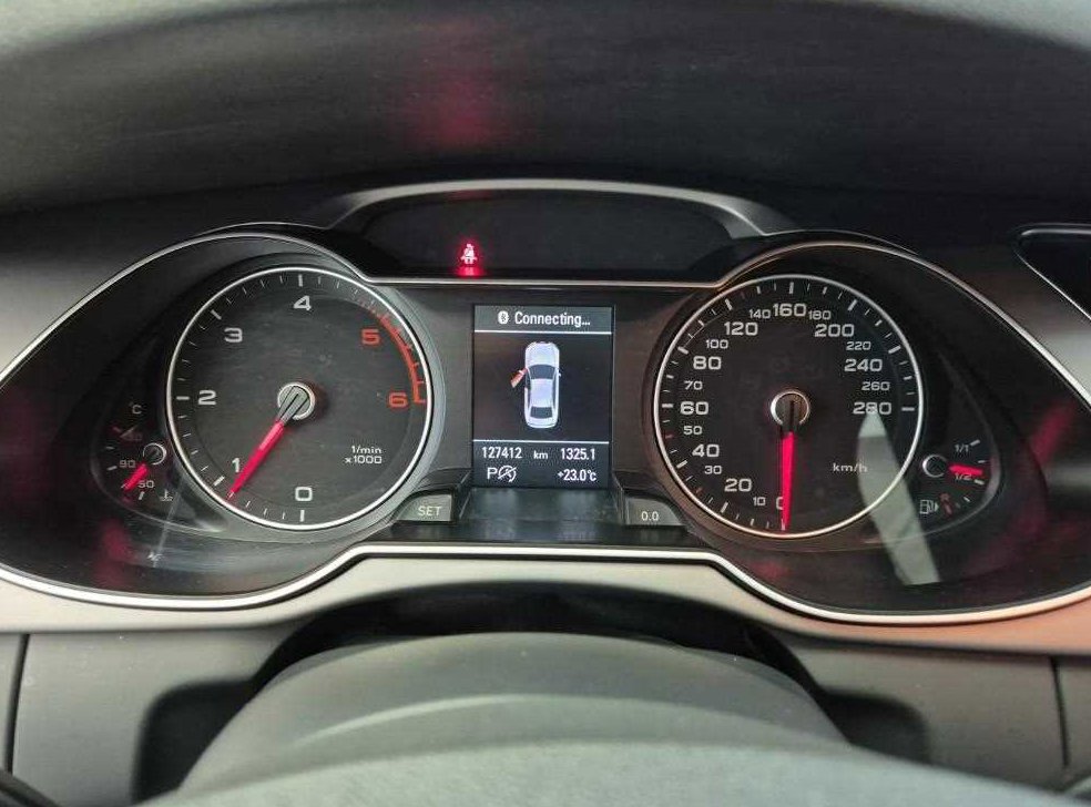 아우디 A4 2.0 TDI 사진 6