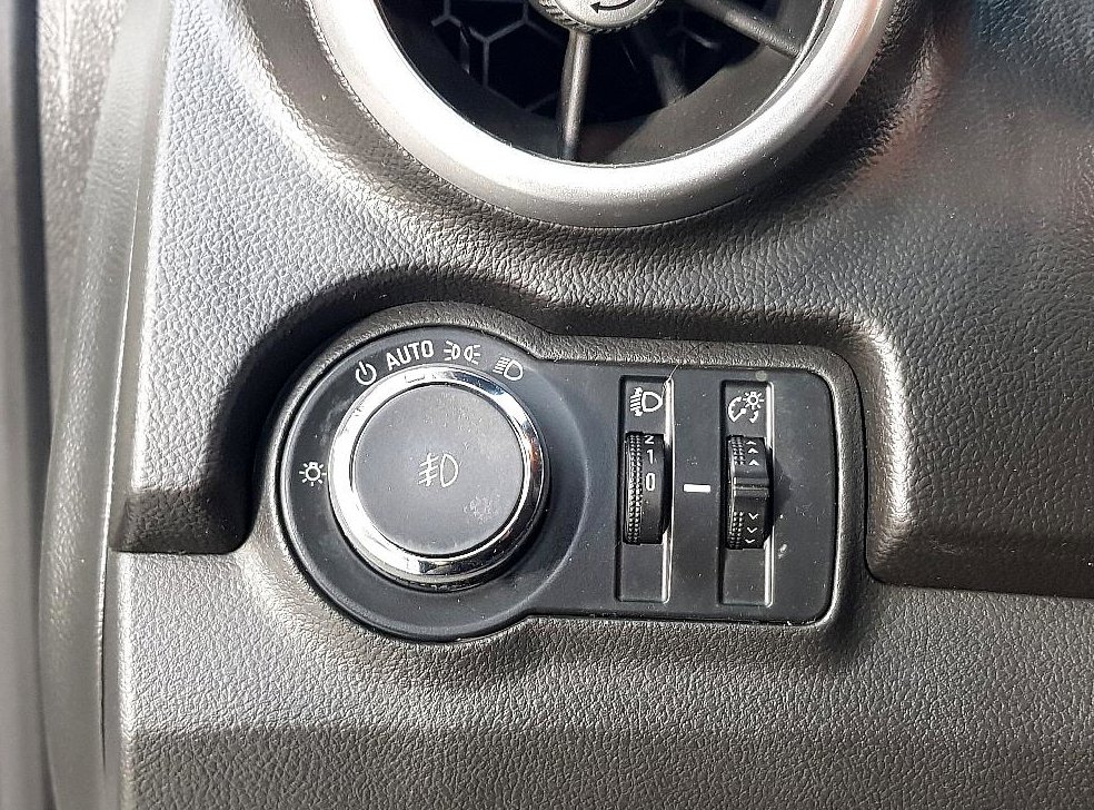 쉐보레 트랙스 1.4 LT 사진 12