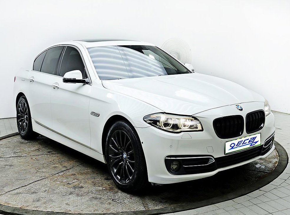 BMW 5시리즈 528i 럭셔리 플러스 사진 2