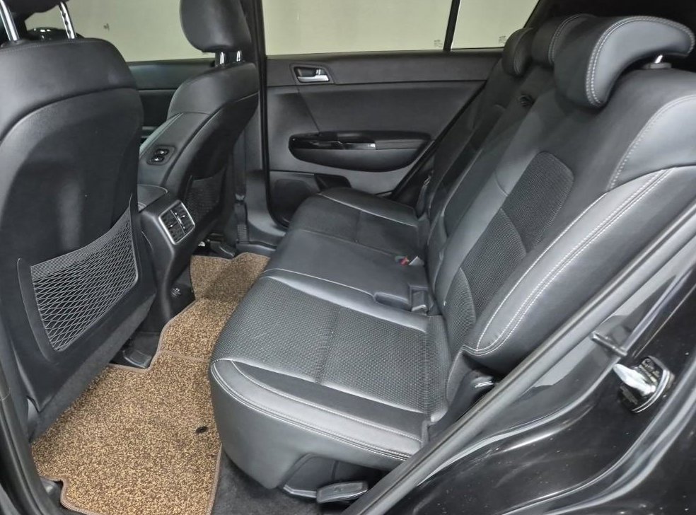 기아 스포티지 1.6 디젤 2WD 사진 12