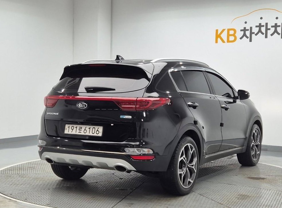 기아 스포티지 1.6 디젤 2WD 사진 3