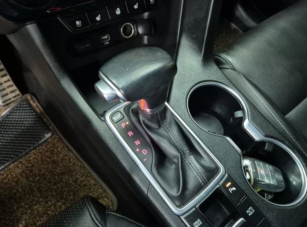 기아 스포티지 1.6 디젤 2WD 사진 8