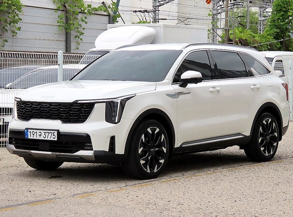 기아 쏘렌토 가솔린 2.5T 2WD 시그니처 사진 2