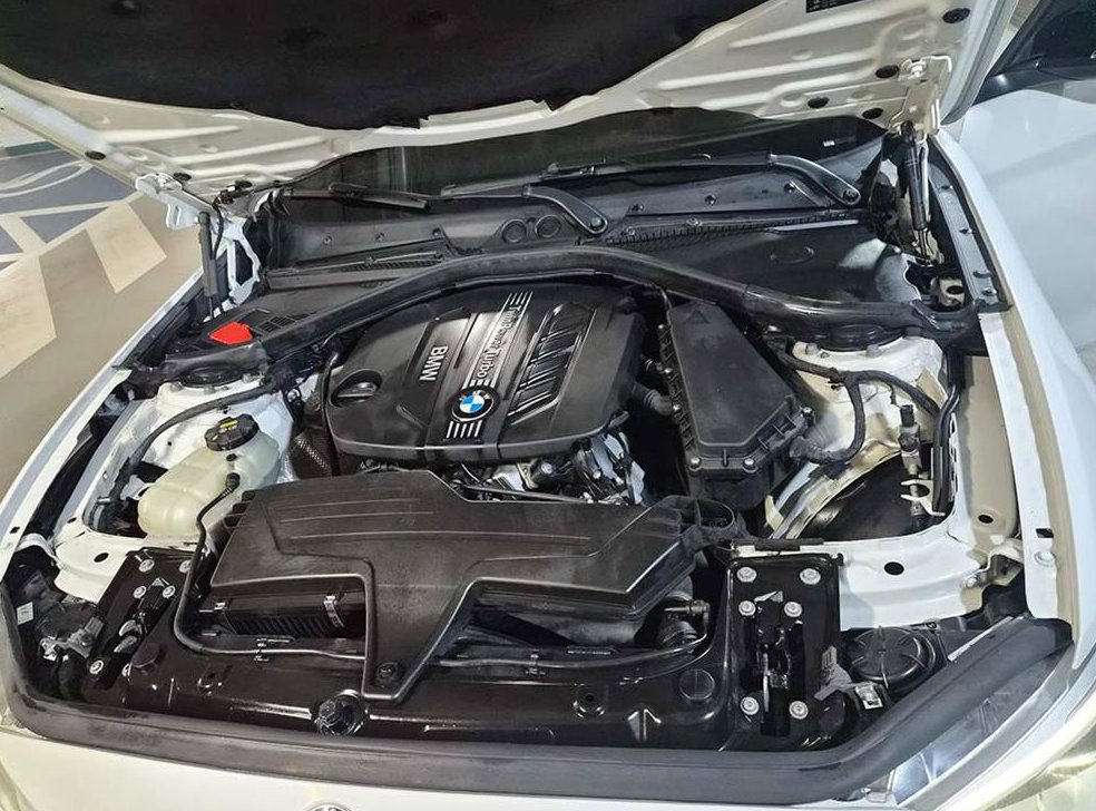 BMW 1시리즈 118d 스포츠 사진 19
