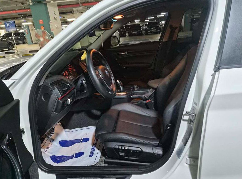 BMW 1시리즈 118d 스포츠 사진 6