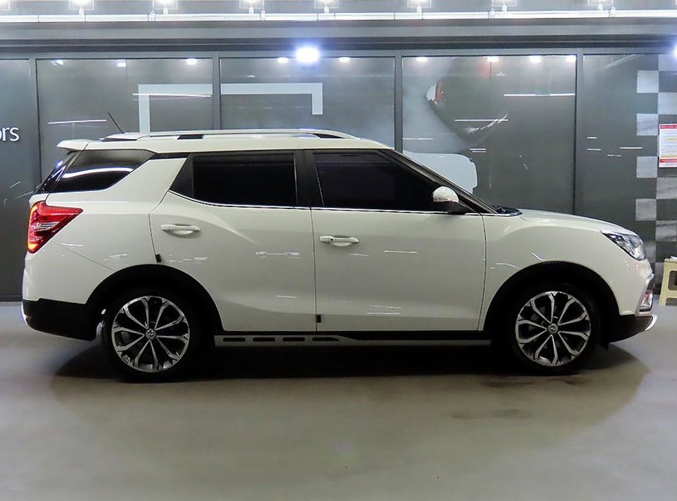 KG모빌리티(쌍용)  티볼리 2WD 가솔린 1.6 RX 사진 3