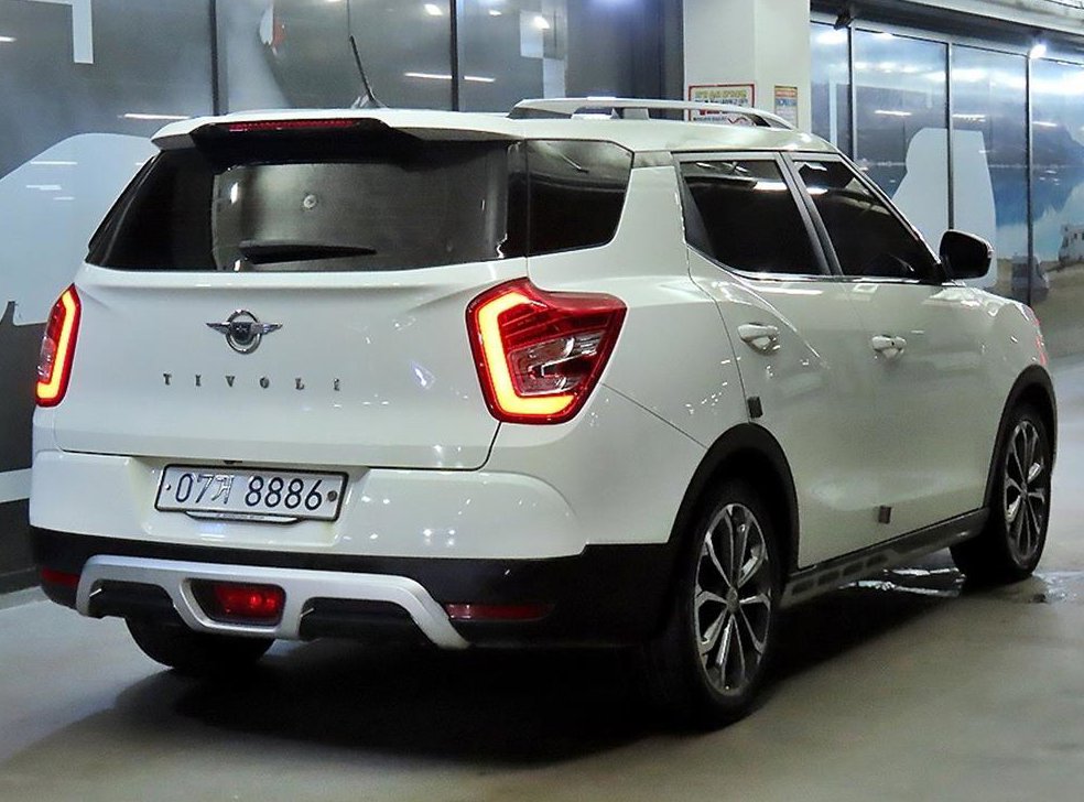KG모빌리티(쌍용)  티볼리 2WD 가솔린 1.6 RX 사진 4