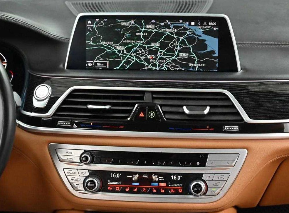 BMW 7시리즈 740d xDrive M 스포츠 사진 14
