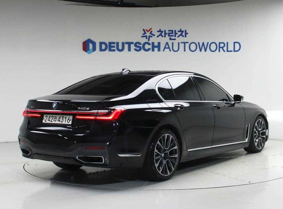 BMW 7시리즈 740d xDrive M 스포츠 사진 2