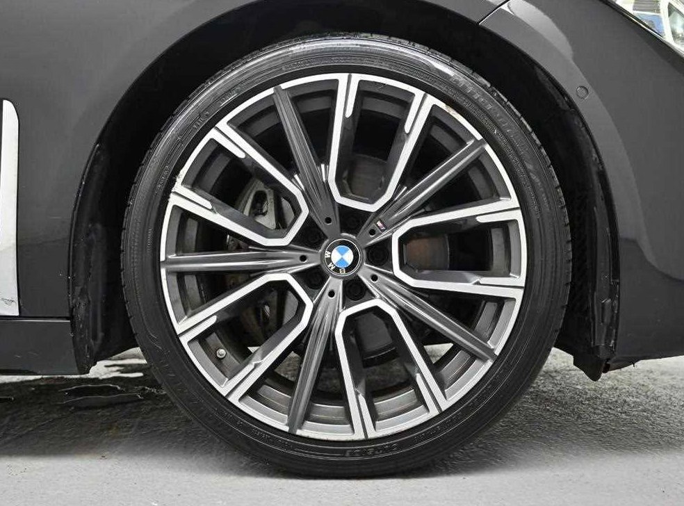 BMW 7시리즈 740d xDrive M 스포츠 사진 5