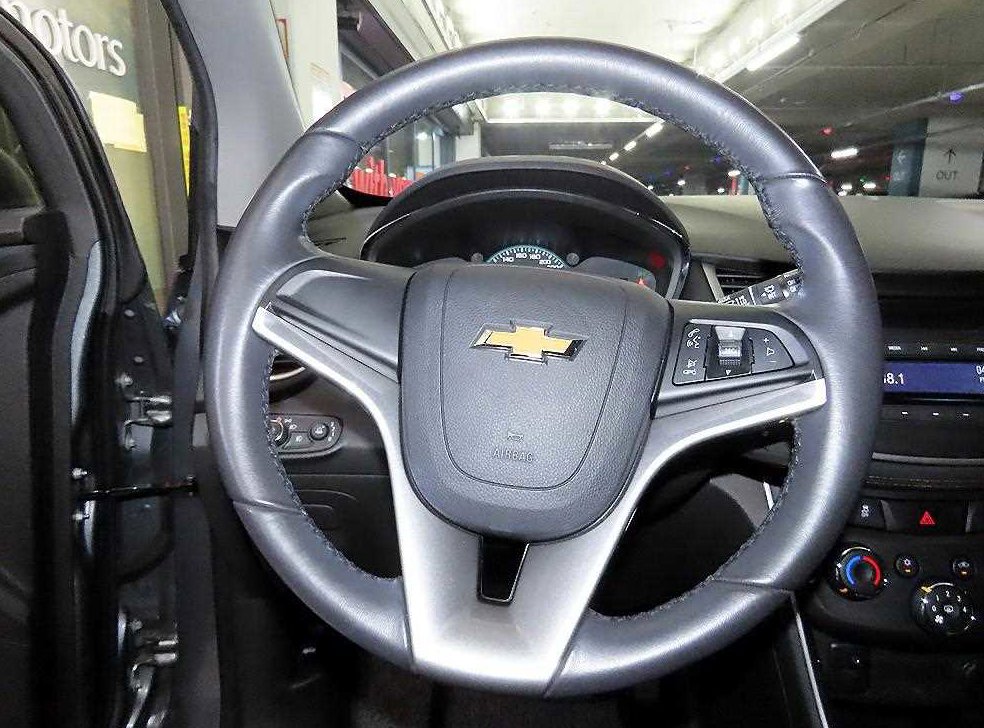 쉐보레 트랙스 가솔린 1.4 LS 사진 8