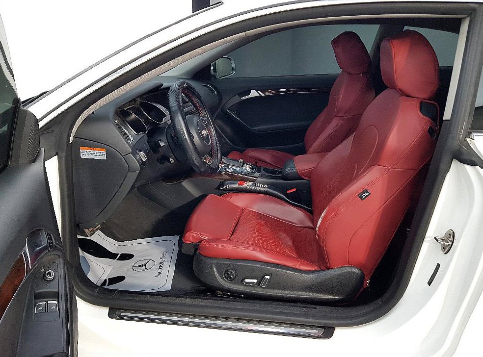 아우디 A5 2.0 TFSI 콰트로 사진 8