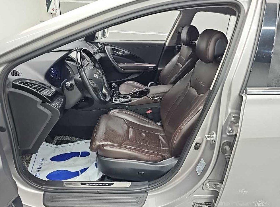 현대 그랜저 LPG HG300 이그젝큐티브 사진 11