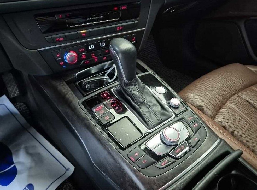 아우디 A6 35 TDI 콰트로 사진 8