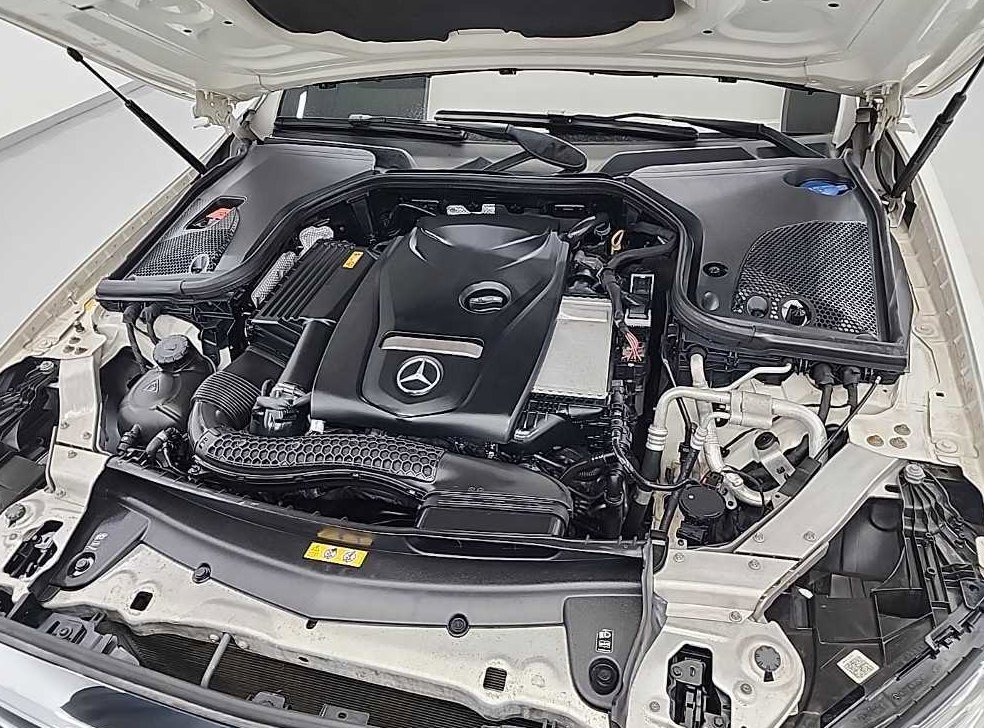 벤츠 E 클래스 E300 익스클루시브 사진 5