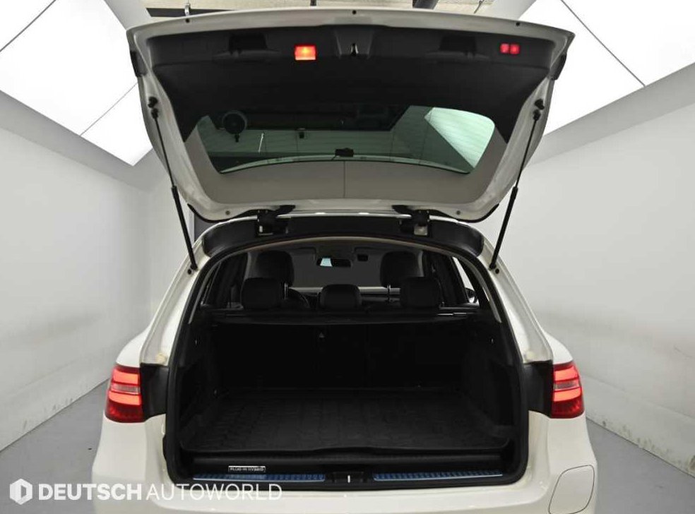 벤츠 GLC 클래스 GLC 350 e 4MATIC 사진 19
