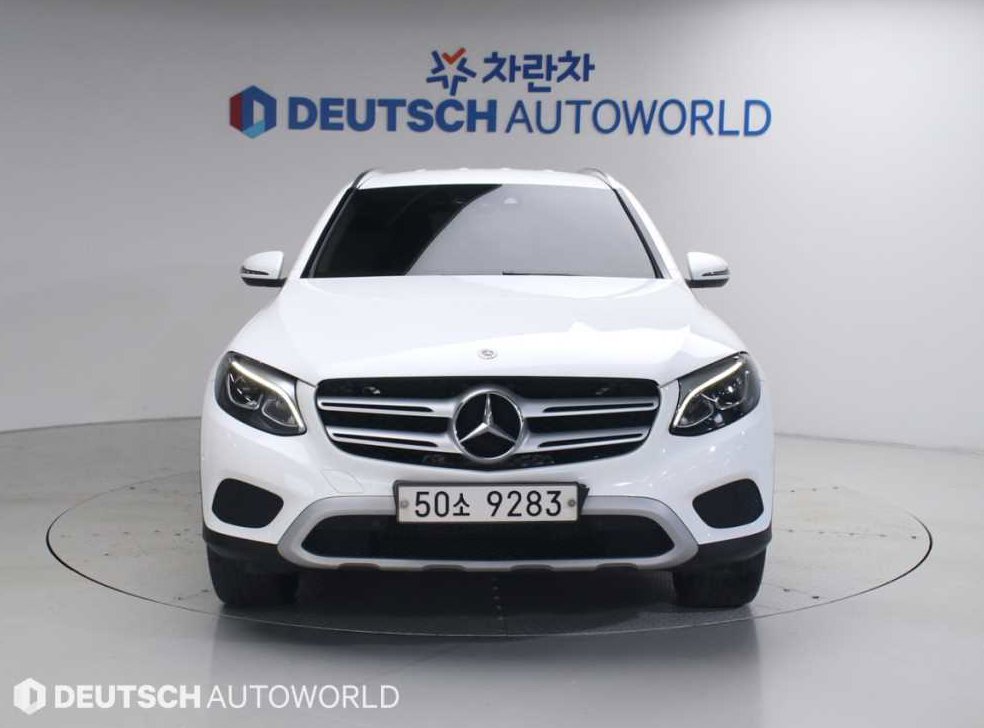 벤츠 GLC 클래스 GLC 350 e 4MATIC 사진 3
