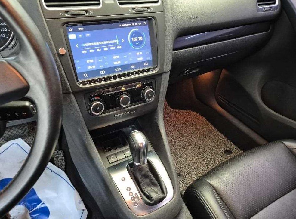 폭스바겐 골프 1.6 TDI 블루모션 사진 10