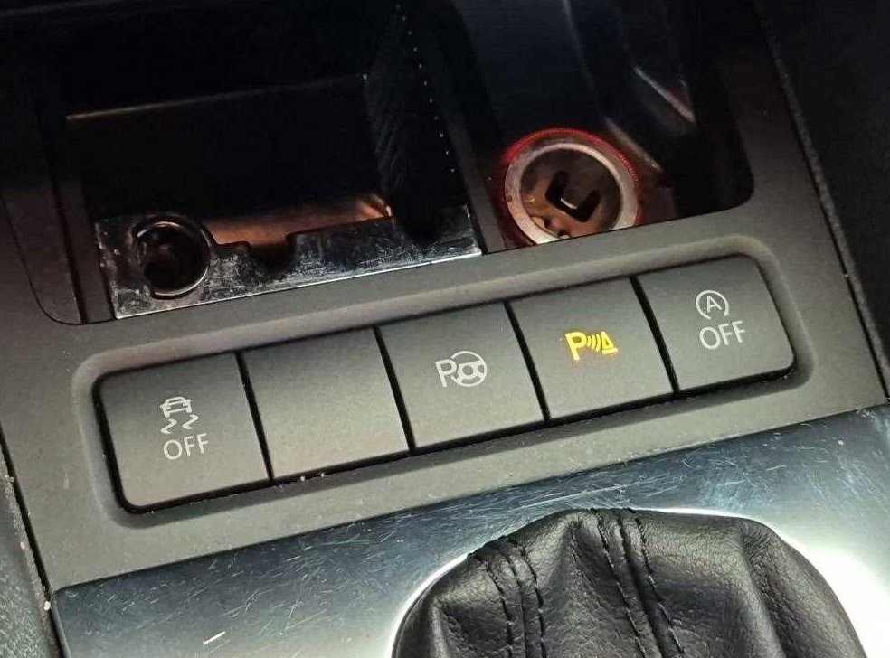 폭스바겐 골프 1.6 TDI 블루모션 사진 15