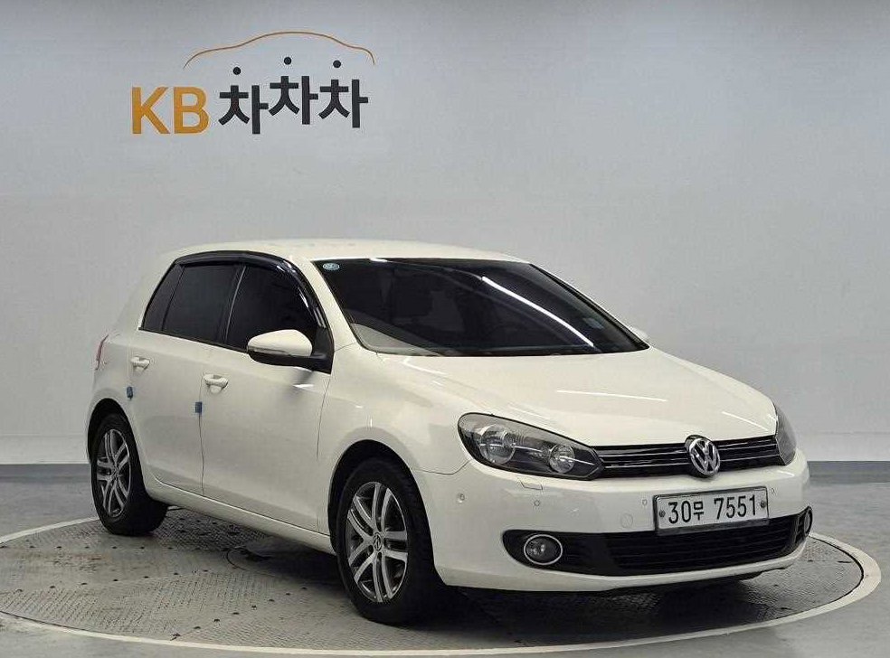 폭스바겐 골프 1.6 TDI 블루모션 사진 4
