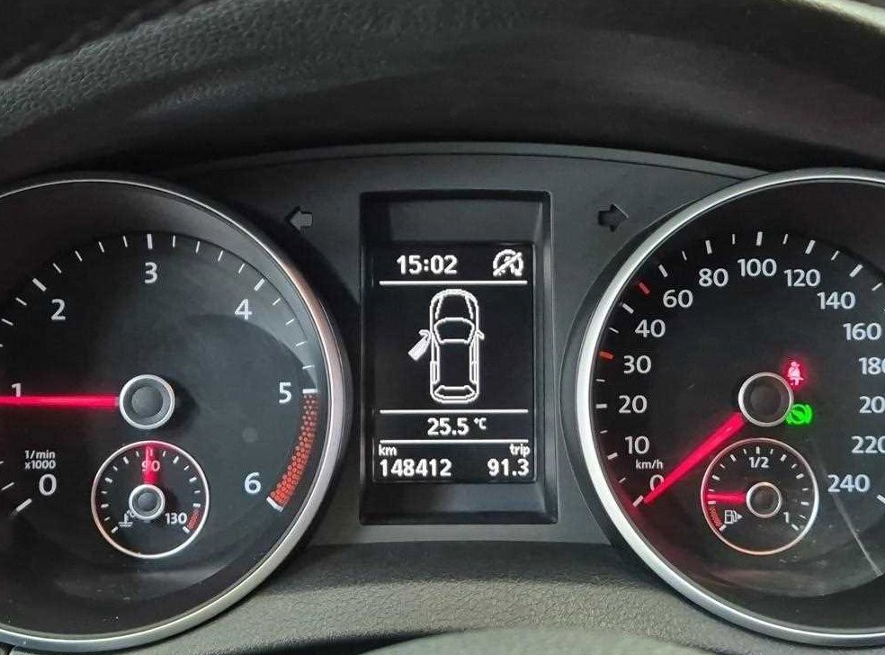 폭스바겐 골프 1.6 TDI 블루모션 사진 6