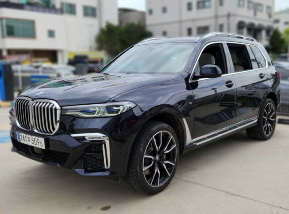 BMW X7 xDrive 40i M 스포츠 사진 2