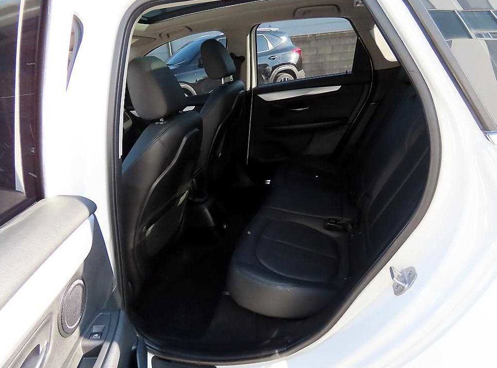 BMW 2시리즈 조이 사진 6